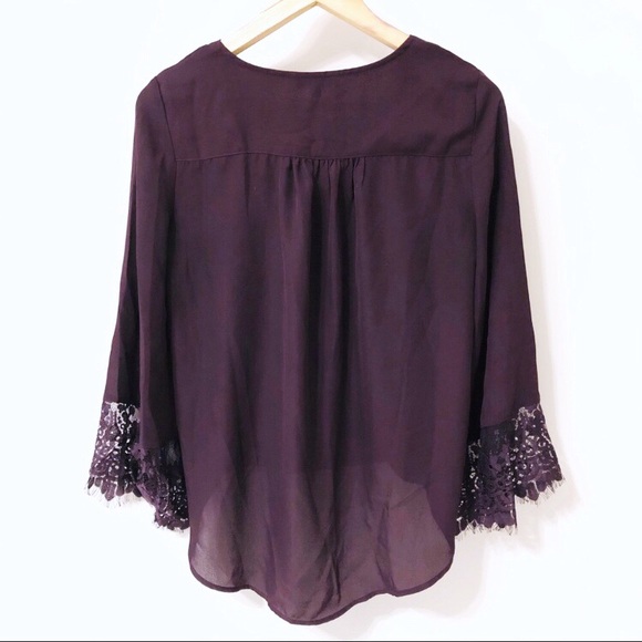 SOLD!!  George | Blouse With Lace Sleeves - Picture 2 of 6